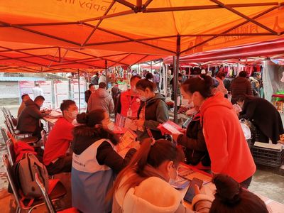 麻栗坡組織開展&ldquo;春風(fēng)行動&rdquo;招聘活動